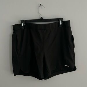 NWT Slazenger Women’s Golf Shorts Black